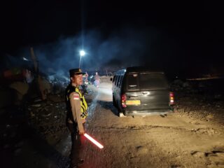 Pengamanan Arus Lalu Lintas di Weh Porak Berjalan Lancar, Akses Jalan Tetap Terkendali