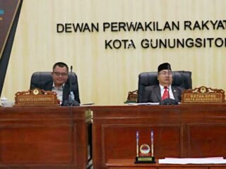 Evaluasi Kinerja Daerah: Wali Kota Hadiri Paripurna Rekomendasi LKPJ 2025