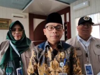 “Bukan Lagi Jemaah Daerah, Kini Membawa Nama Indonesia”, Pesan Kakanwil Saat Lepas 360 Jemaah Kloter 07