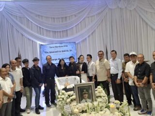 Penghormatan Terakhir : Wali Kota Sampaikan Belasungkawa Atas Berpulangnya Tokoh Pembangunan Nias