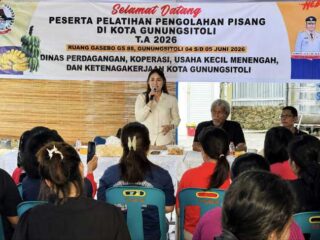 UMKM Maju, Keluarga Sejahtera : Pelatihan Olahan Ikan dan Pisang Resmi Ditutup