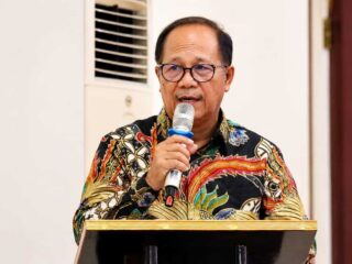 Membawa Harapan, Menjadi Mata Air : Momen Haru Wisuda STT BNKP Sundermann