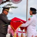 Dandim 0213/Nias Pimpin Upacara Penurunan Bendera HUT ke-81 RI di Nias Barat