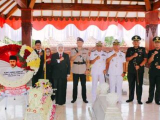 Danrem Untoro Ajak Teladani Sifat Kepahlawan Gubernur Suryo
